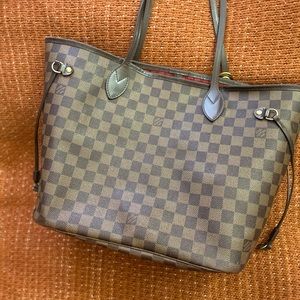 Louis Vuitton ♥️SOLD♥️